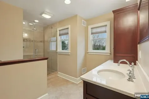 577 Ridgewood Road Twp Of Washington NJ 07676