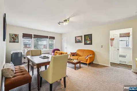 397 Oak Street Ridgefield NJ 07657