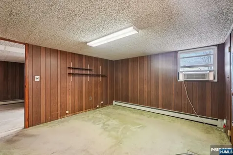 397 Oak Street Ridgefield NJ 07657