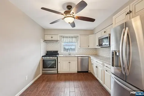 397 Oak Street Ridgefield NJ 07657