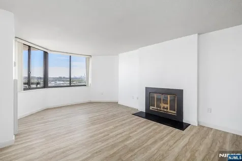 1705 Harmon Cove Tower Secaucus NJ 07094