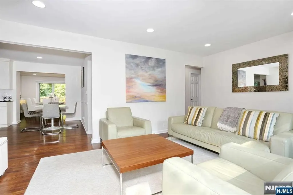 11 Evans Road Cresskill NJ 07626