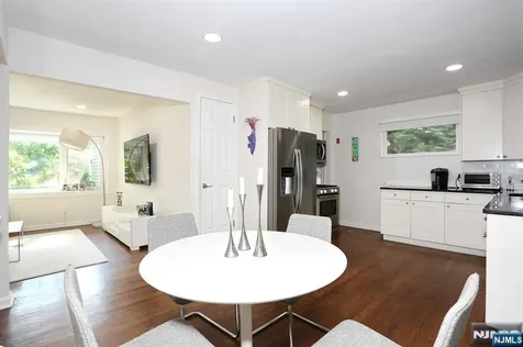 11 Evans Road Cresskill NJ 07626