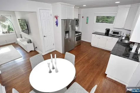 11 Evans Road Cresskill NJ 07626
