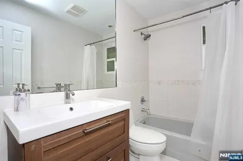 11 Evans Road Cresskill NJ 07626