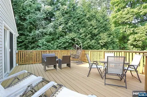 11 Evans Road Cresskill NJ 07626