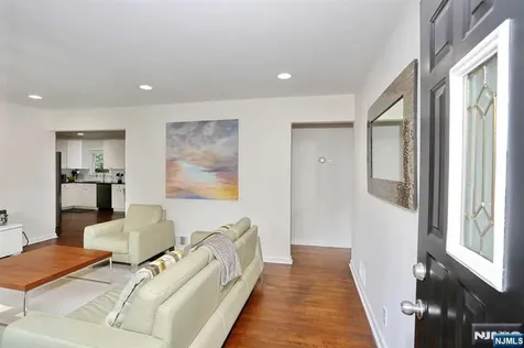 11 Evans Road Cresskill NJ 07626