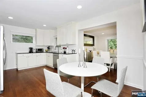 11 Evans Road Cresskill NJ 07626