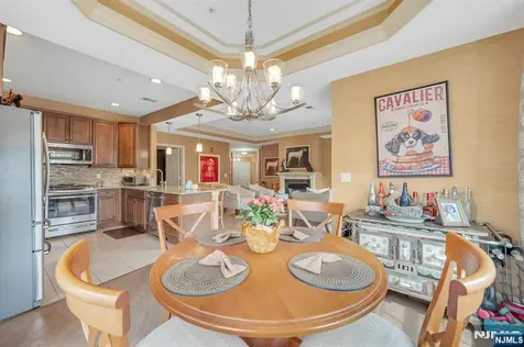 1107 Wickham Terrace Clifton NJ 07013