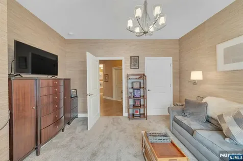 1107 Wickham Terrace Clifton NJ 07013