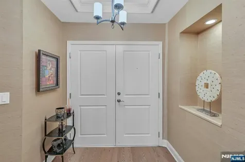 1107 Wickham Terrace Clifton NJ 07013