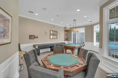 1107 Wickham Terrace Clifton NJ 07013
