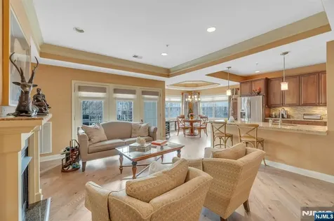 1107 Wickham Terrace Clifton NJ 07013