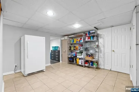 34 Seminole Avenue Oakland NJ 07436