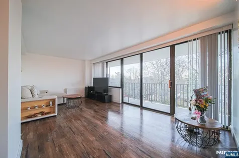 277 Prospect Avenue Hackensack NJ 07601