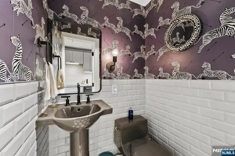 62 Willow Terrace Hoboken NJ 07030