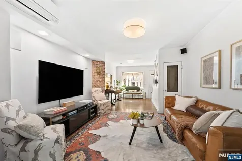 62 Willow Terrace Hoboken NJ 07030