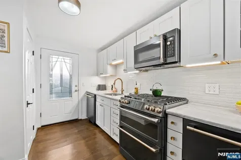 62 Willow Terrace Hoboken NJ 07030