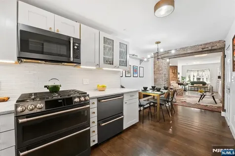 62 Willow Terrace Hoboken NJ 07030