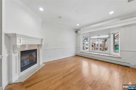 442 Washington Avenue Cliffside Park NJ 07010