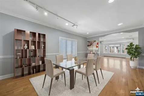 442 Washington Avenue Cliffside Park NJ 07010