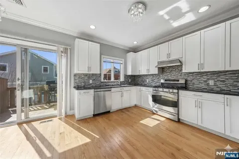 442 Washington Avenue Cliffside Park NJ 07010