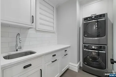 110 Park Avenue Hoboken NJ 07030