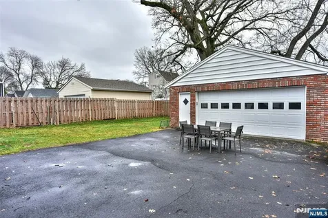 89 Forest Place Rochelle Park NJ 07662