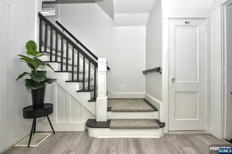 89 Forest Place Rochelle Park NJ 07662