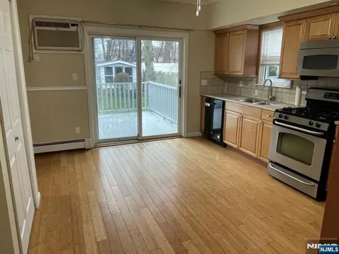 10 E Bayview Avenue Englewood Cliffs NJ 07632