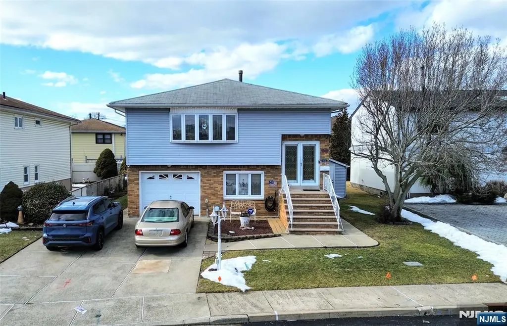 1033 Park Drive Secaucus NJ 07094