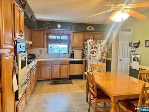 1033 Park Drive Secaucus NJ 07094