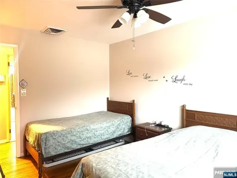 1033 Park Drive Secaucus NJ 07094