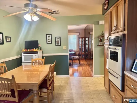 1033 Park Drive Secaucus NJ 07094