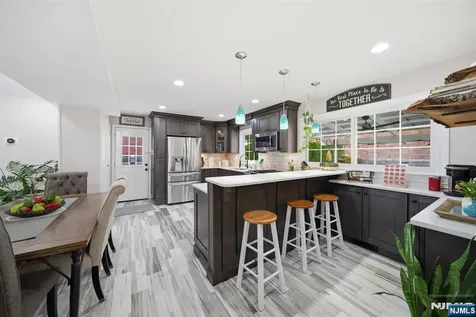 55 15th Street Hawthorne NJ 07506