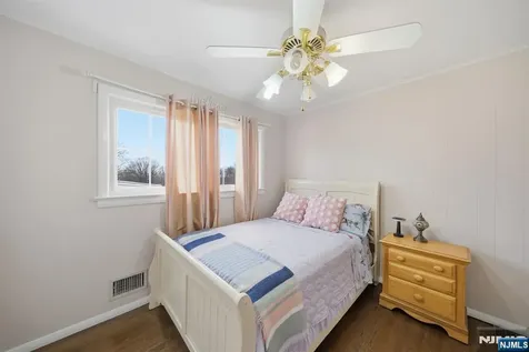 55 15th Street Hawthorne NJ 07506