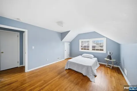 55 15th Street Hawthorne NJ 07506