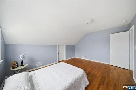55 15th Street Hawthorne NJ 07506