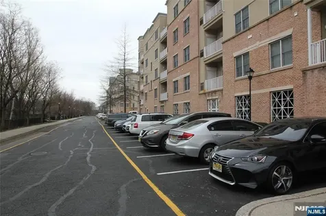 2403 Windsor Park Court Englewood NJ 07631