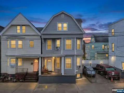 409 Hamilton Street Harrison NJ 07029