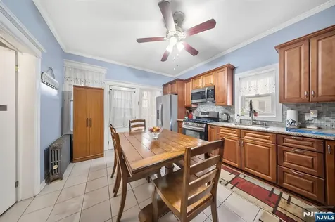 409 Hamilton Street Harrison NJ 07029