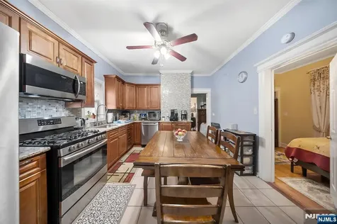 409 Hamilton Street Harrison NJ 07029