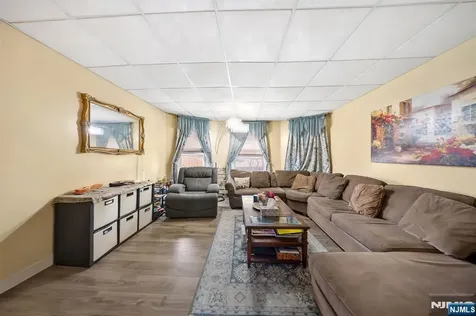 409 Hamilton Street Harrison NJ 07029
