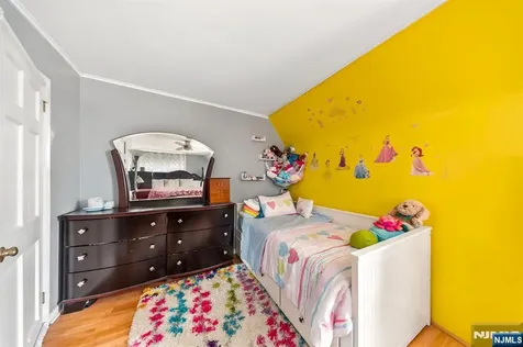409 Hamilton Street Harrison NJ 07029