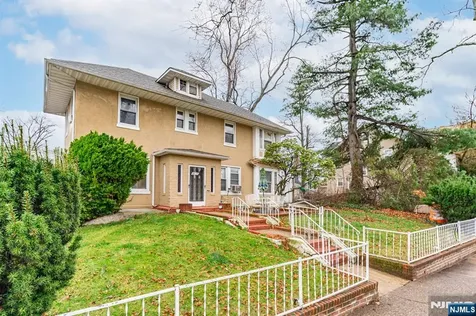 49-51 Lyons Avenue Newark NJ 07112