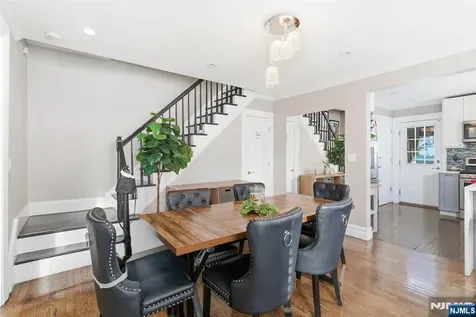 32 Elmwood Terrace Irvington NJ 07111