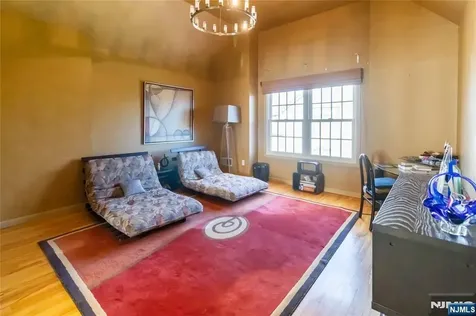 30 Jordan Drive River Edge NJ 07661