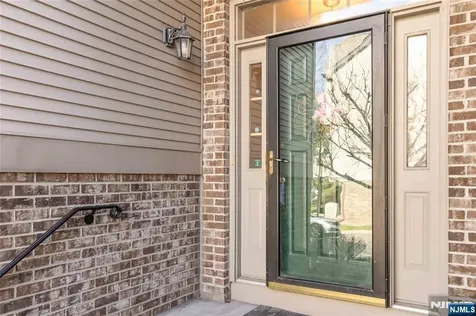 30 Jordan Drive River Edge NJ 07661