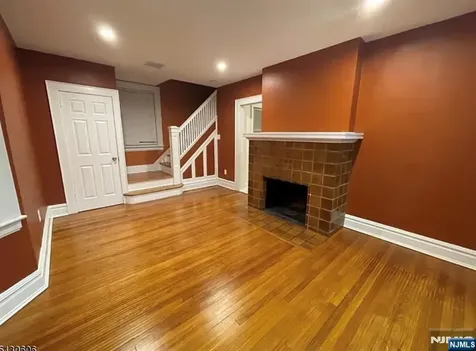 216 Lincoln Place Irvington NJ 07111