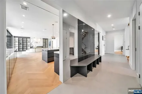 11 Roberts Road Englewood Cliffs NJ 07632